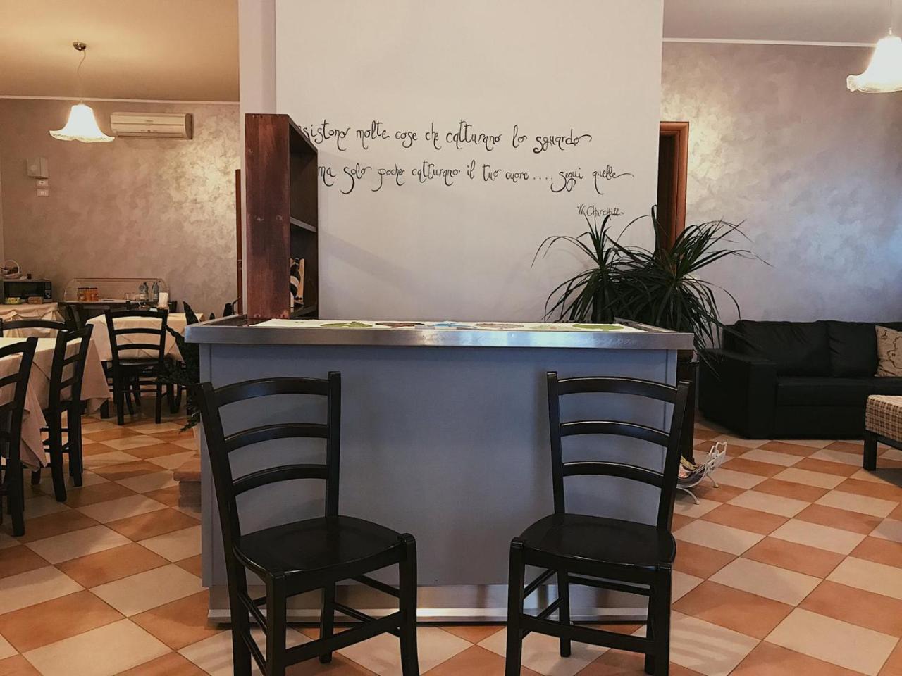 Hotel Opera' Moscufo Экстерьер фото