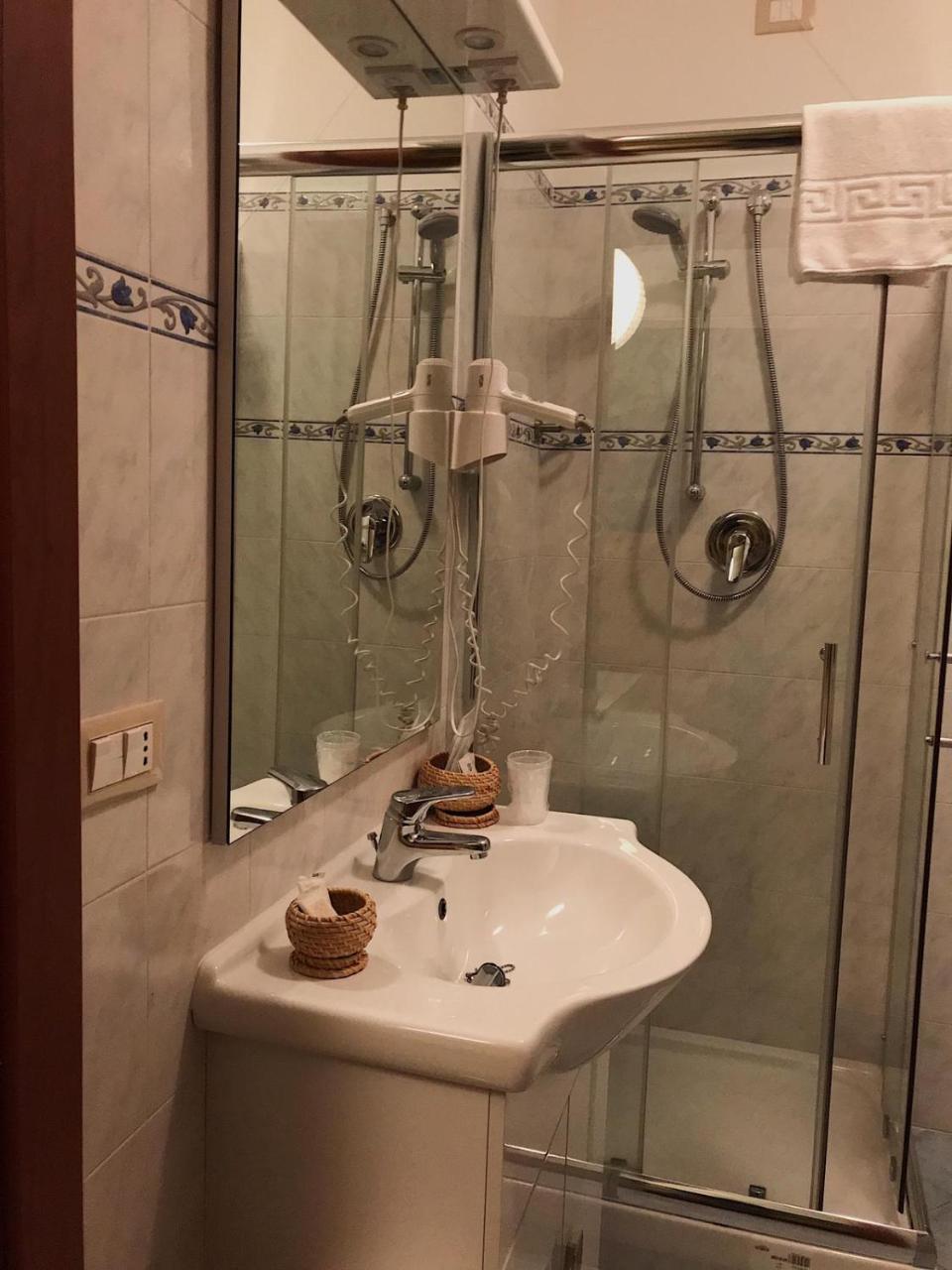 Hotel Opera' Moscufo Экстерьер фото